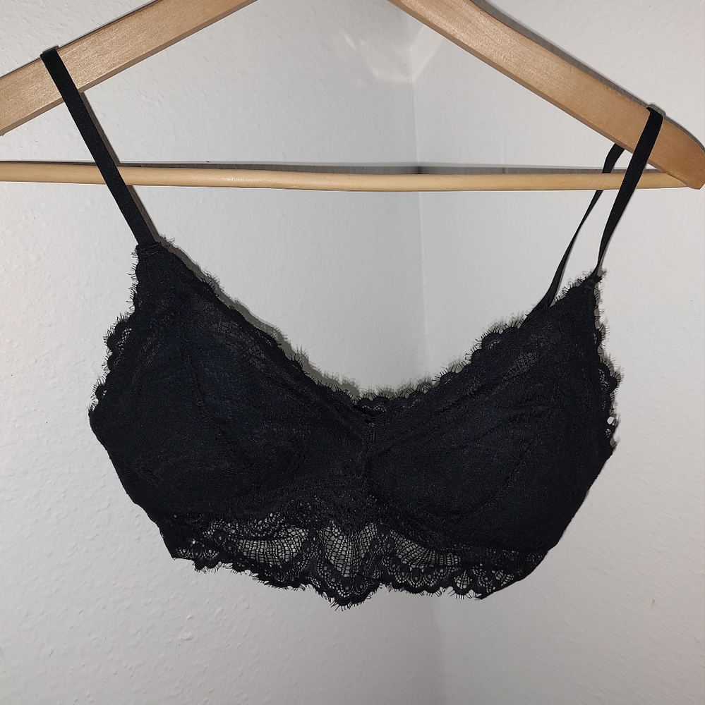 NWT Gilly Hicks Longline Lace Triangle Bralette, Black, Small